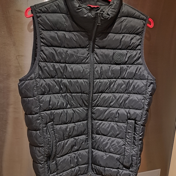 Michael Kors Black Puffer Vest - Picture 2 of 6